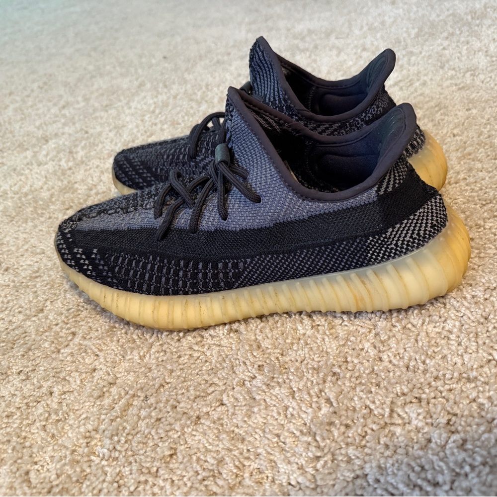 adidas Yeezy Boost 350 V2